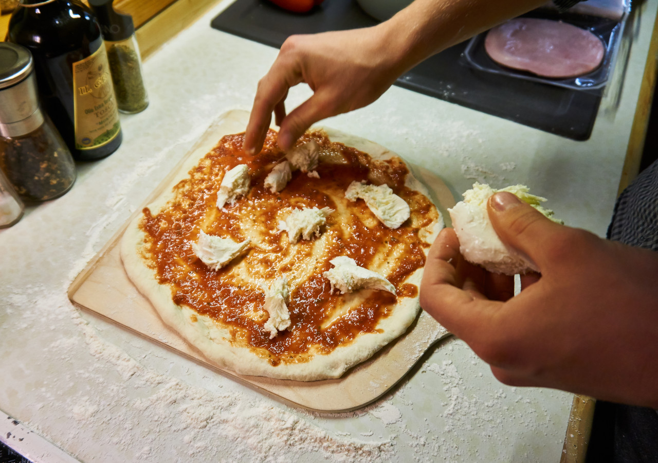 Wie du eine italienische Pizza selber machen kannst Pizzabäcker Tipps
